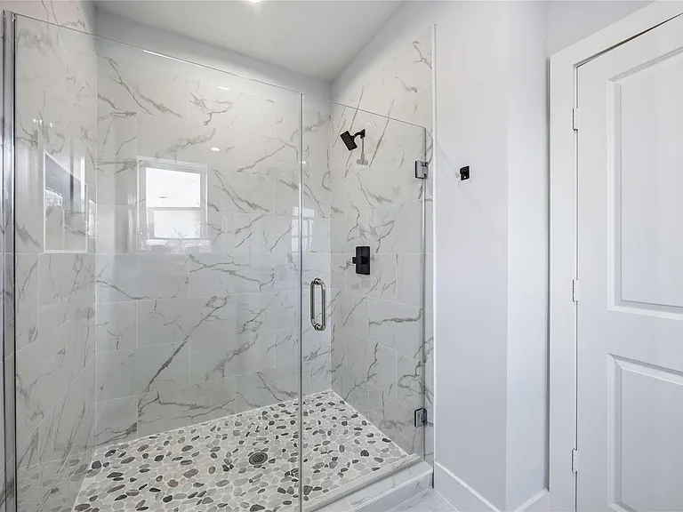 4138 Larkspur St #B — Photo 14