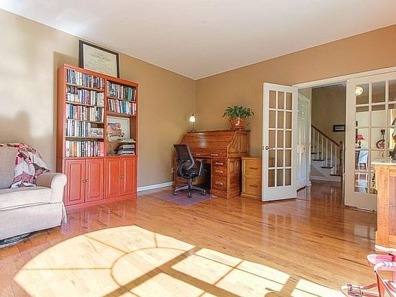 3rd image of 6633 Lammie Branch Ln