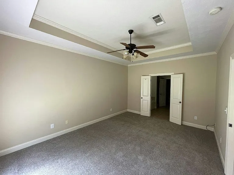 141 Creekside Dr — Photo 7