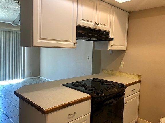 5th image of 4710 Robert Frost Way
