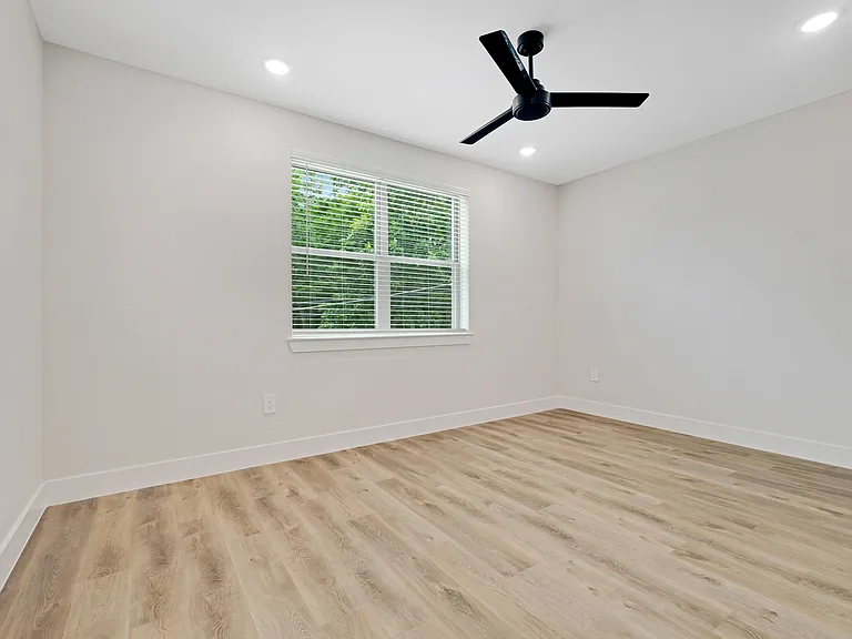 408 Foch St #203 — Photo 3