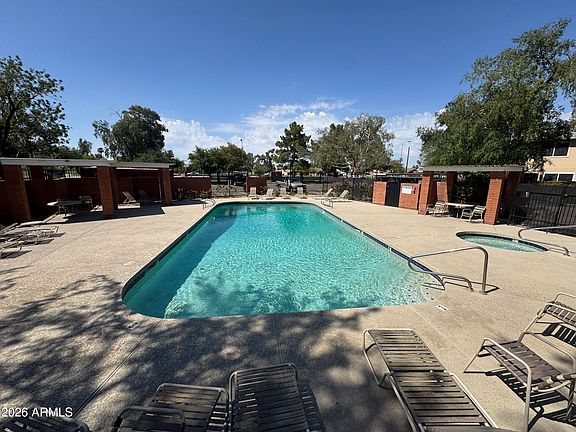 2nd image of 625 S WESTWOOD Street #160