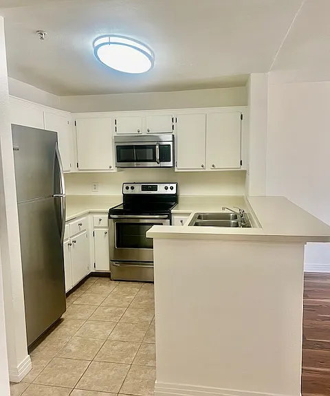 8889 Caminito Plaza Centro #7203 — Photo 1