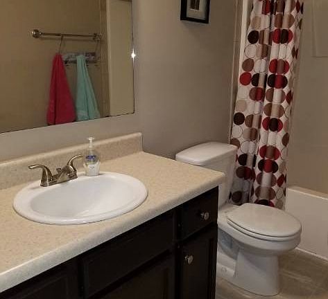 5th image of 298 Wedgefield Dr