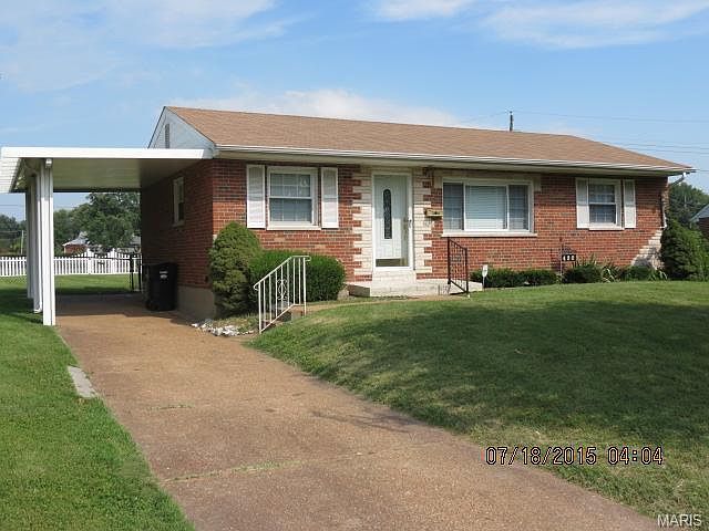 1st image of 420 Tiffany Dr