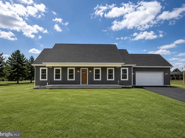 56 Friendship Dr, Martinsburg, WV 25405