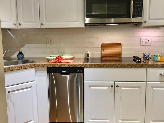 3rd image of 4394 W 202nd St APT 201