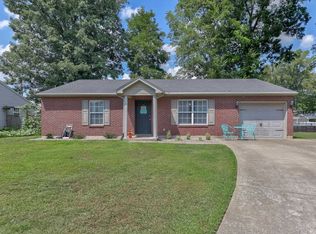 673 Canoe Creek Dr, Henderson, KY 42420