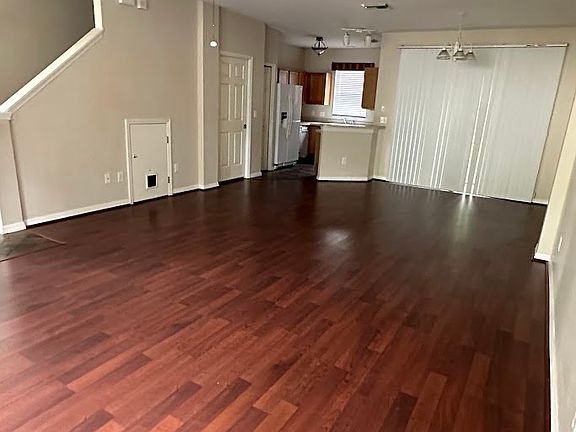 4th image of 2224 Golden Oak Ln