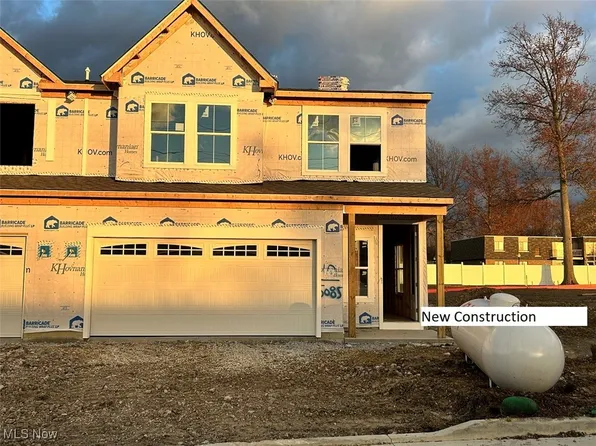 5085 Shepherds Gln, Willoughby, OH 44094