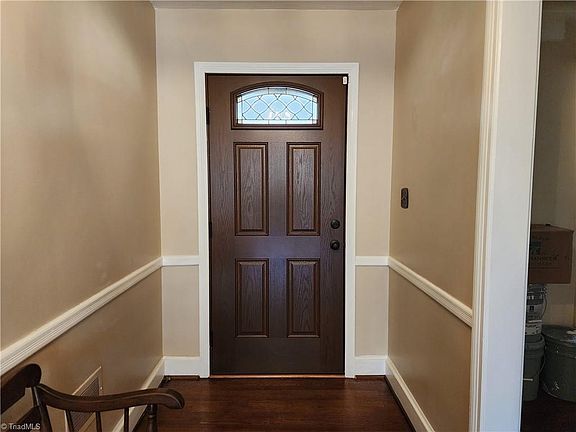 4th image of 5331 Silas Creek Pkwy