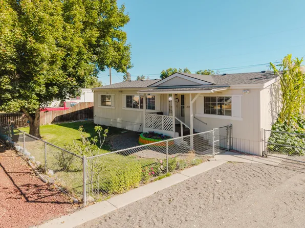 246 SE 6th St, Redmond, OR 97756