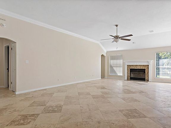 4th image of 19309 Kennemer Dr