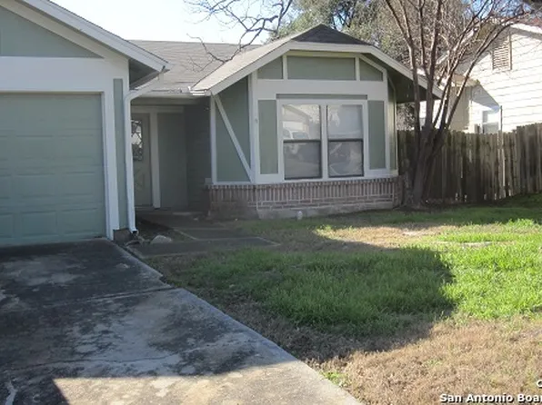 8614 SERENE RIDGE DR, San Antonio, TX 78239