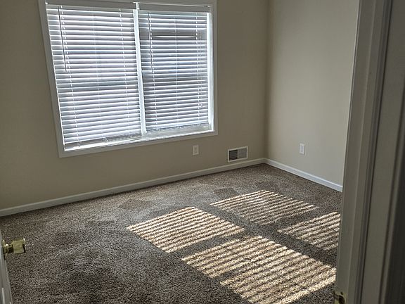 3rd image of 163 Burben Way