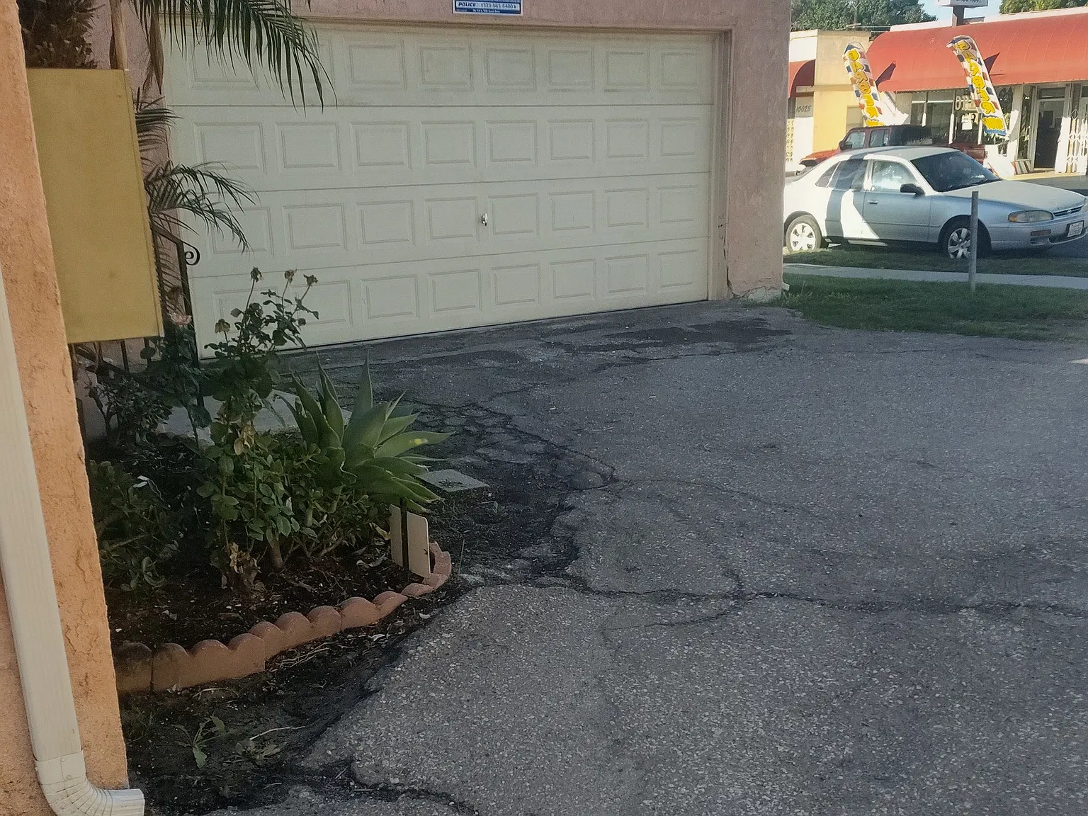 California Ave, South Gate — Photo 2
