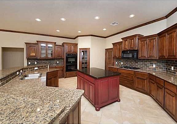 Kitchen 3
