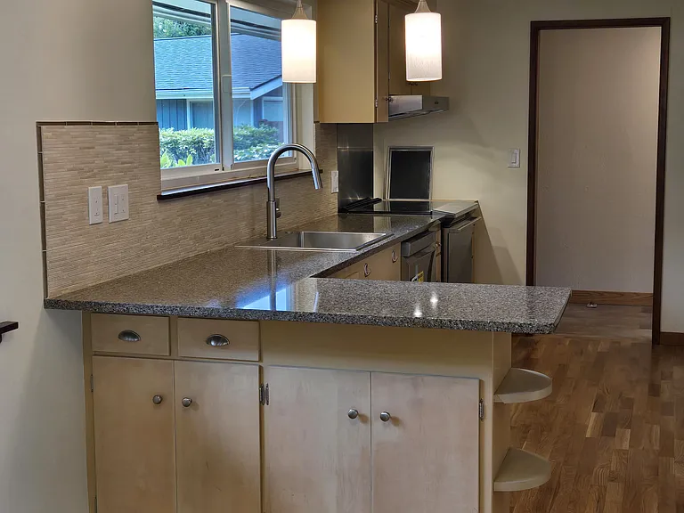 1014 Brentwood Pl — Photo 8