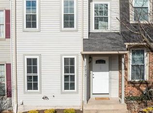 6910 Hovingham Ct, Centreville, VA 20121