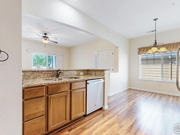 5th image of 4905 Hahns Peak Dr #101