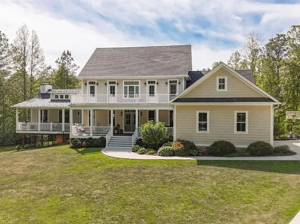 5968 Dearborn Rd, Evington, VA 24550