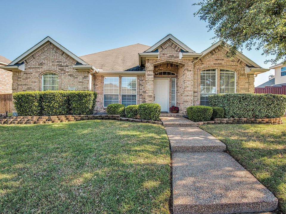 1st image of 5913 Copper Canyon Dr