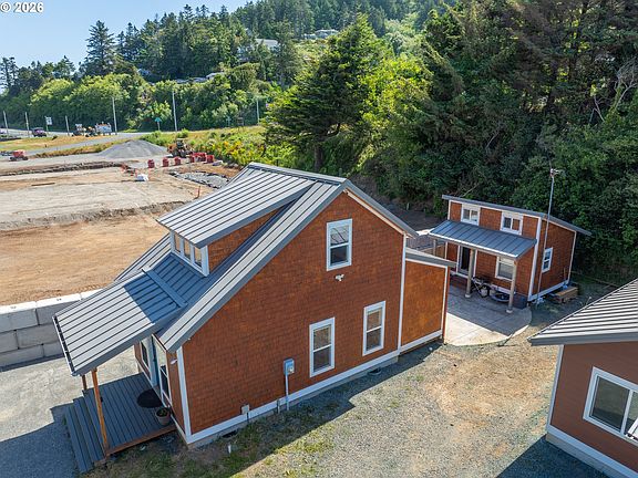 5th image of 29940 Harbor Way