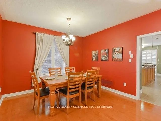 106 Pennyroyal Cres — Photo 5