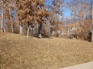 Maple Leaf Dr, Columbia, MO 65201