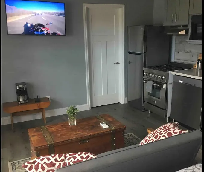 988 Paloma Rd #B — Photo 8