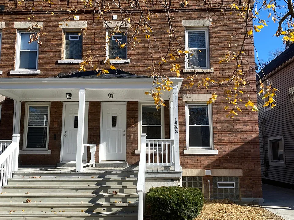 1583 Newman