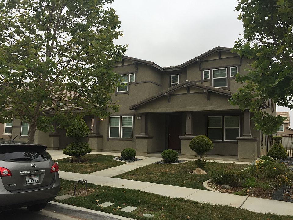 1st image of 3227 Katharine Dr