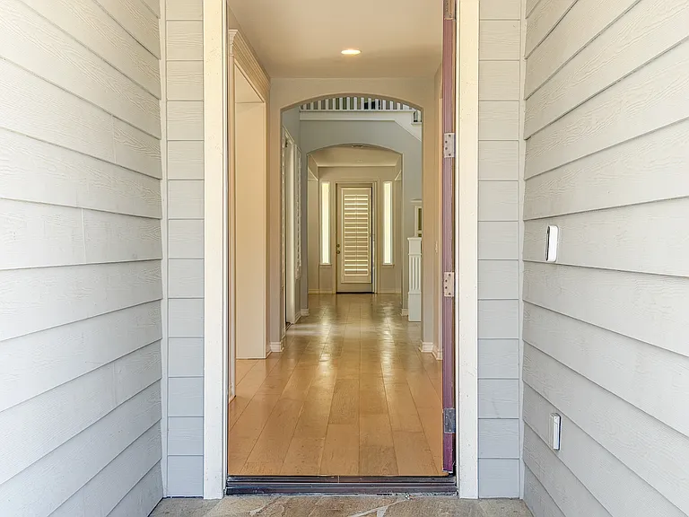 11493 Nantucket Pkwy — Photo 2