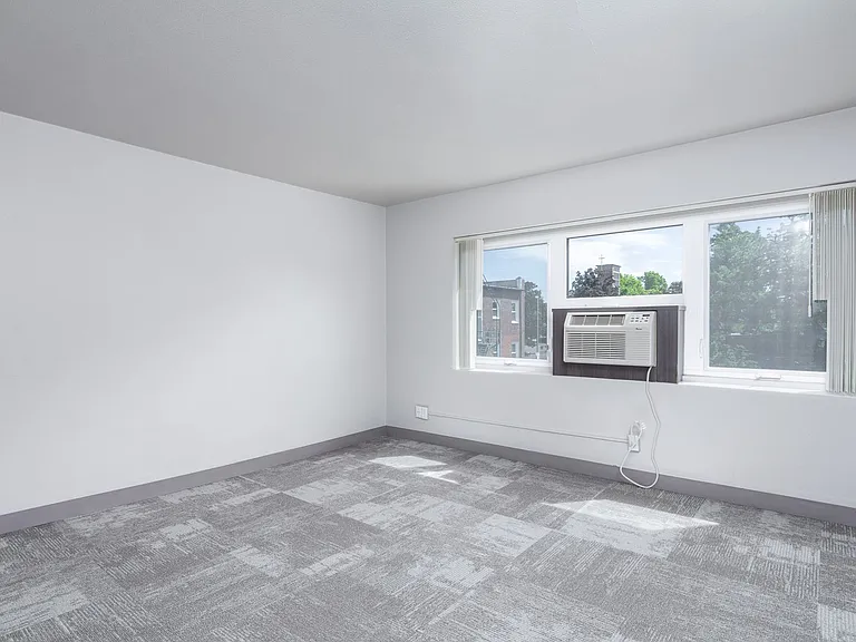 The Lee Apartments — Photo 46