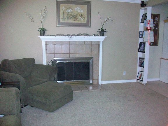 5th image of 150 Myrtlewood Dr