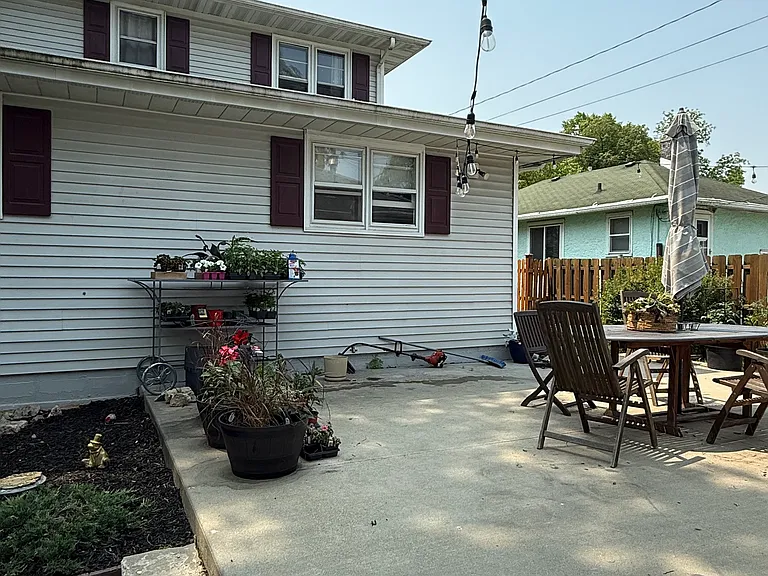 809 Croghan Ave #2 — Photo 3