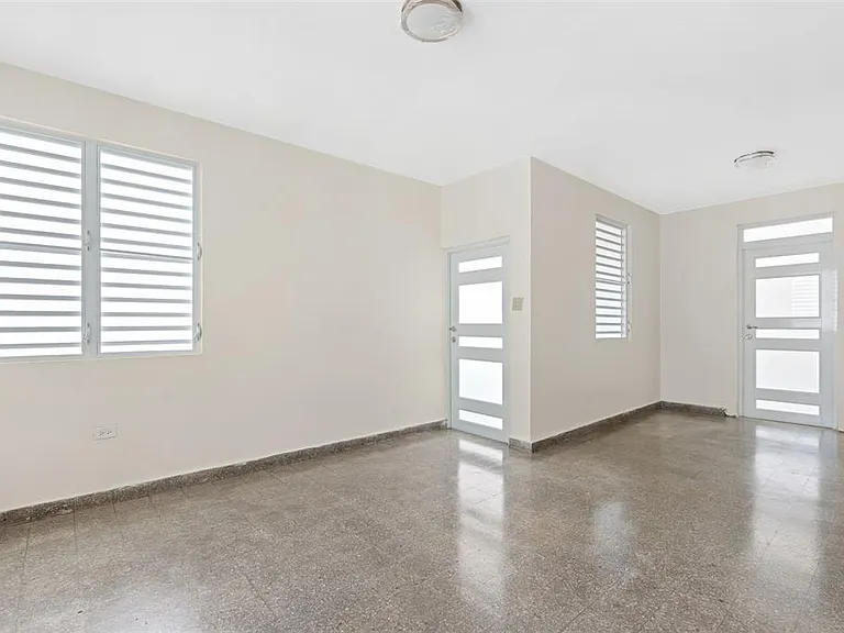 1210 Calle Maria Bustamante — Photo 6