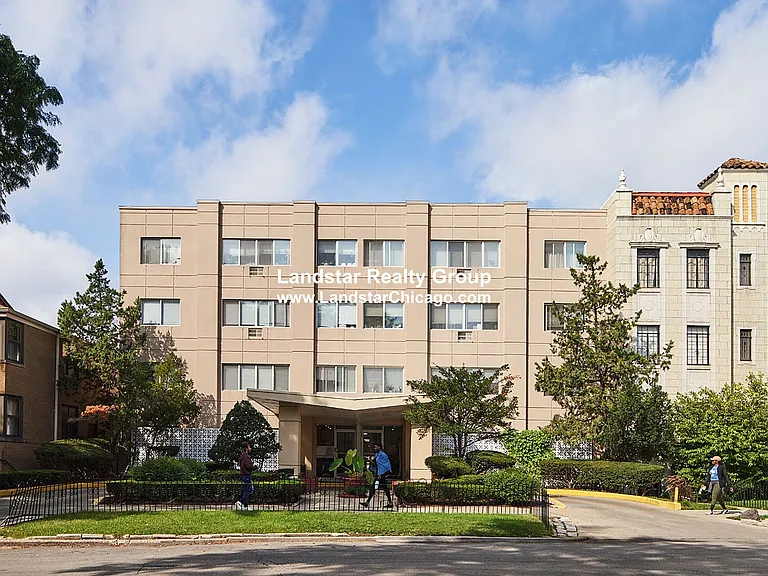 7335 N Ridge Blvd #205 — Photo 12
