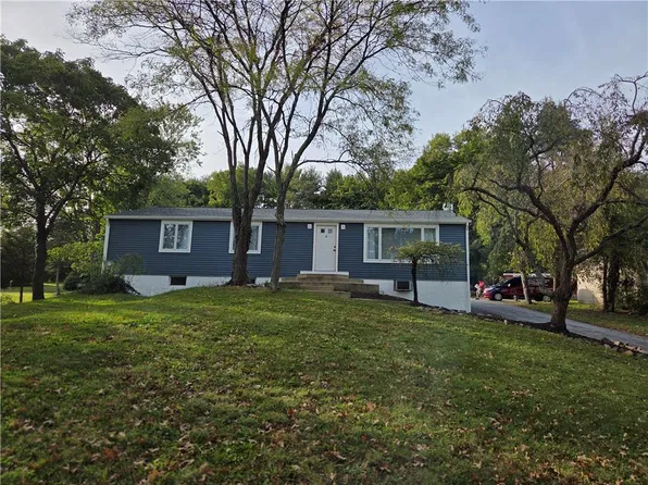 1117 Grosstown Rd, Pottstown, PA 19464