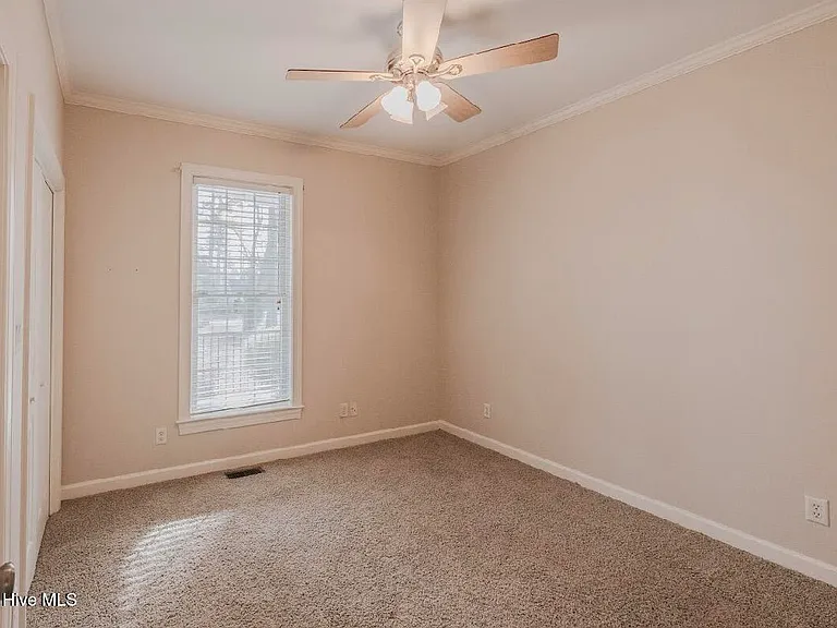 801 Sawmill Landing Rd — Photo 20