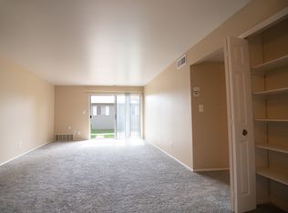 5331 Highland Rd #218, Waterford, MI 48327