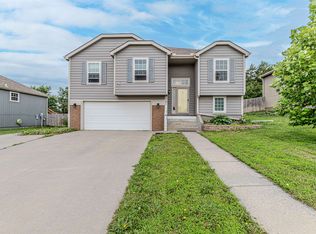 926 Kadence Ln, Junction City, KS 66441
