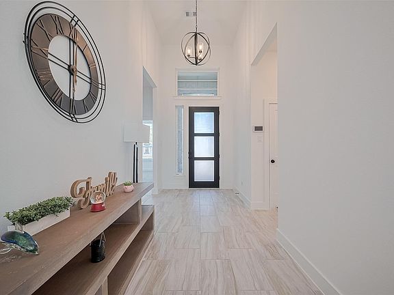 5th image of 3328 Voda Bend Dr