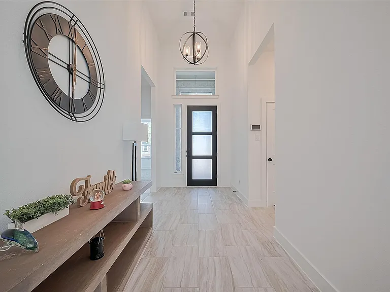 3328 Voda Bend Dr — Photo 5