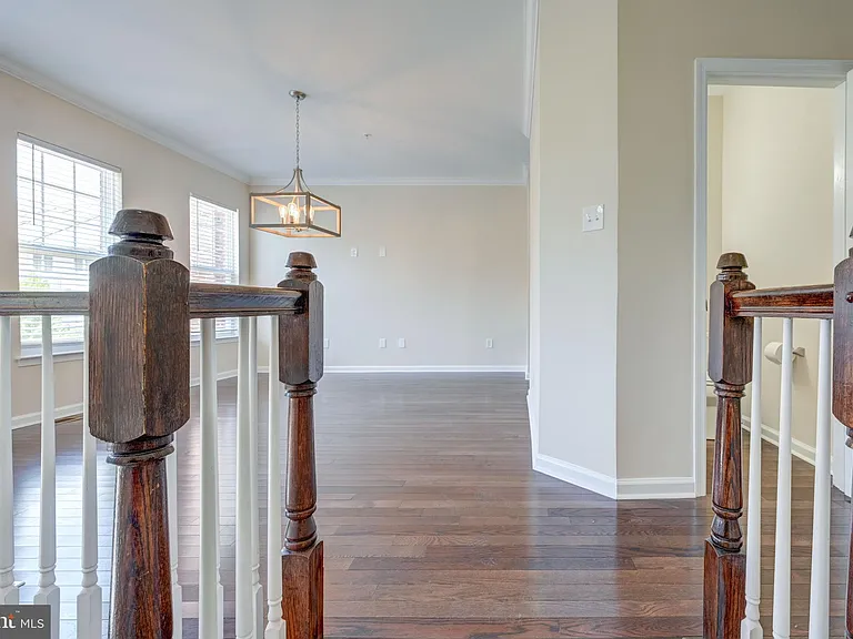 7827 Crystal Brook Way — Photo 5