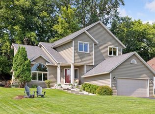 14720 Innsbrook Ln, Burnsville, MN 55306