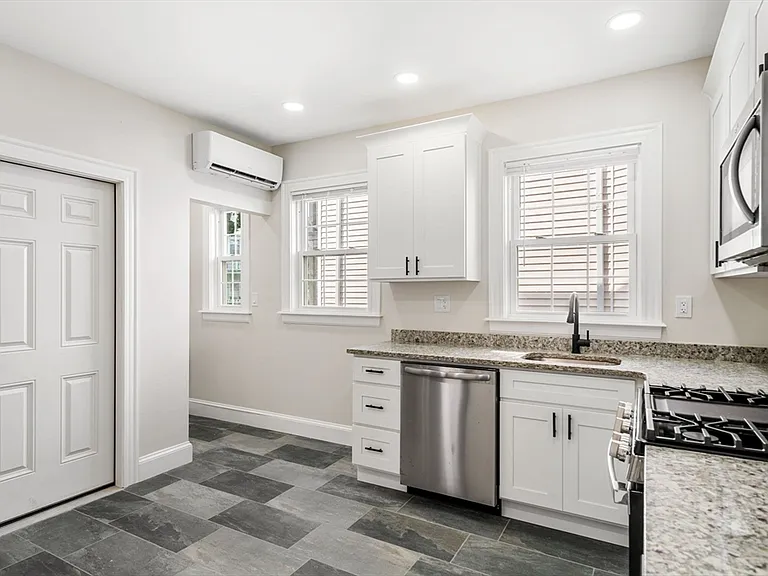511 Geneva Ave #2 — Photo 5