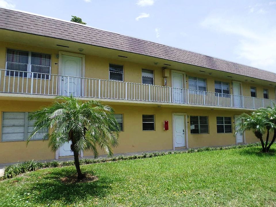 1st image of 5186 NE 6th Ave APT 703