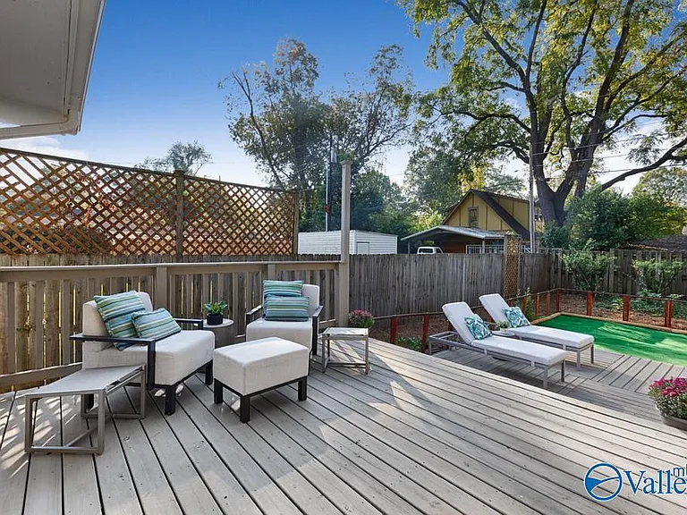 1410 Ward Ave NE — Photo 41