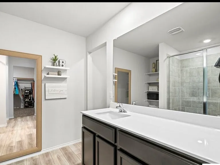 1711 Merritt St — Photo 15